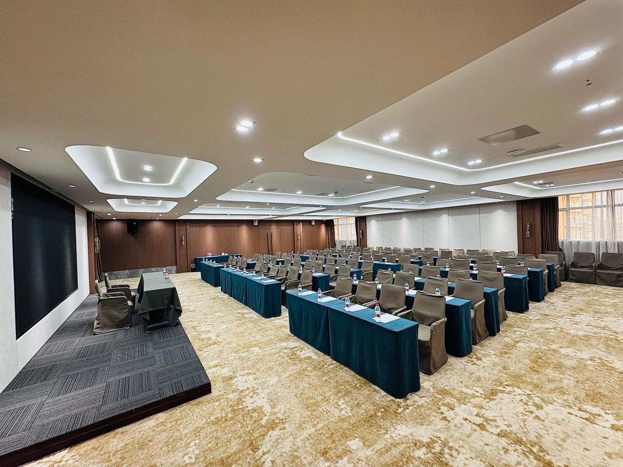 Country Inn&Suites By Radisson, Shanghai Pvg Exterior foto